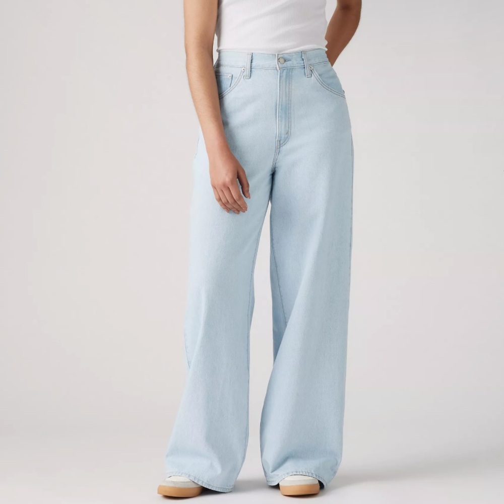 Levi’s Cinch Baggy Jeans
